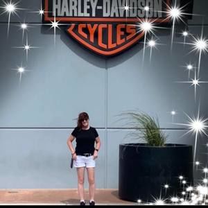 Meet your Posher, Rita